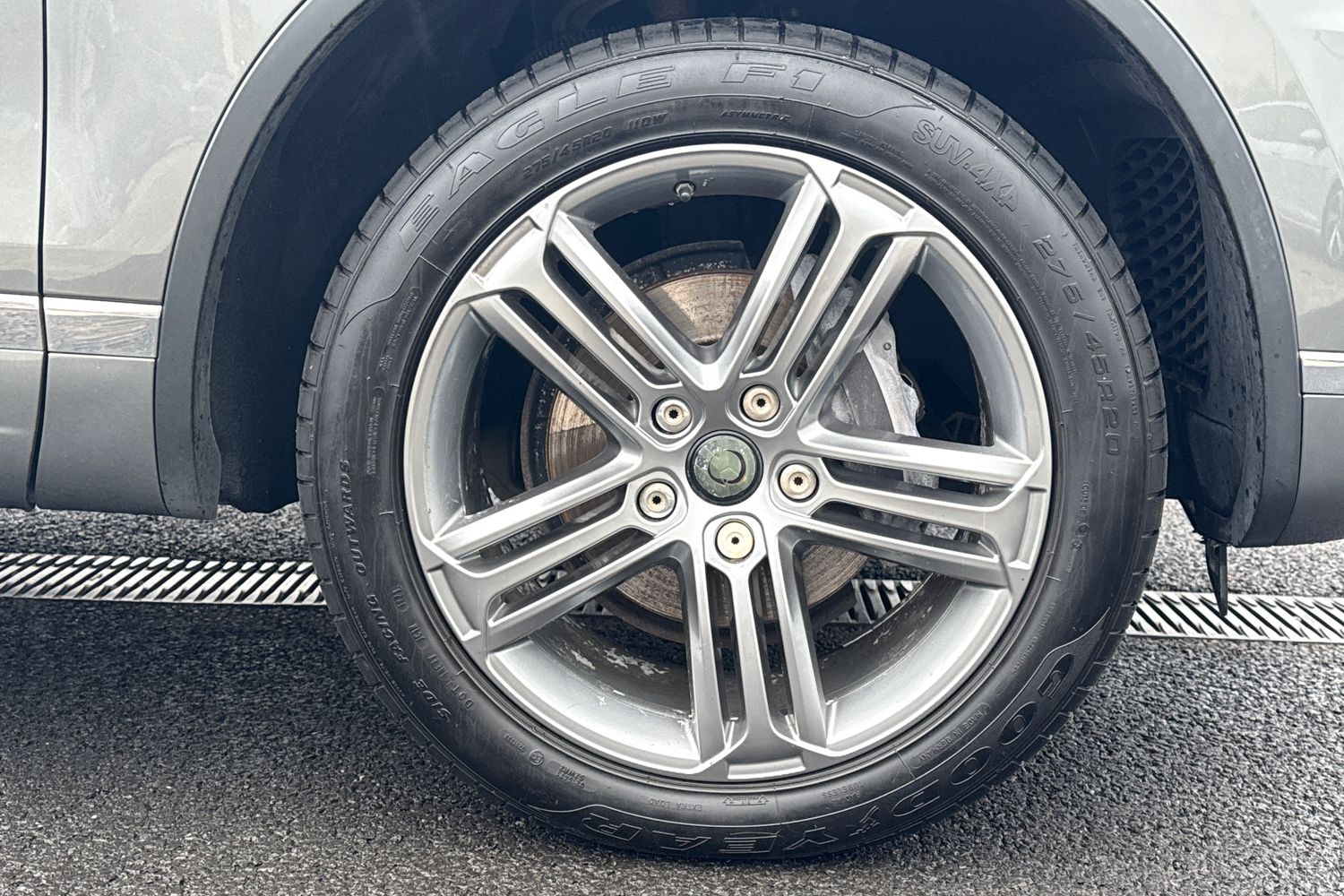 Used Volkswagen Touareg 2016 for sale - 76460945: Photo 12