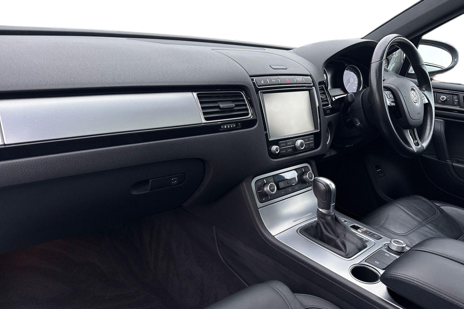 Used Volkswagen Touareg 2016 for sale - 76460945: Photo 14