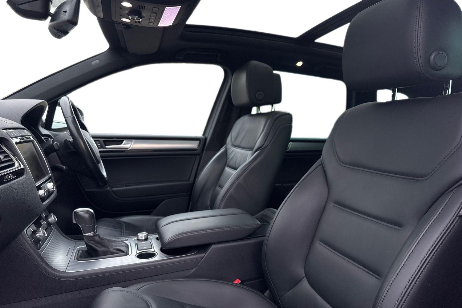 Used Volkswagen Touareg 2016 for sale - 76460945: Photo 16