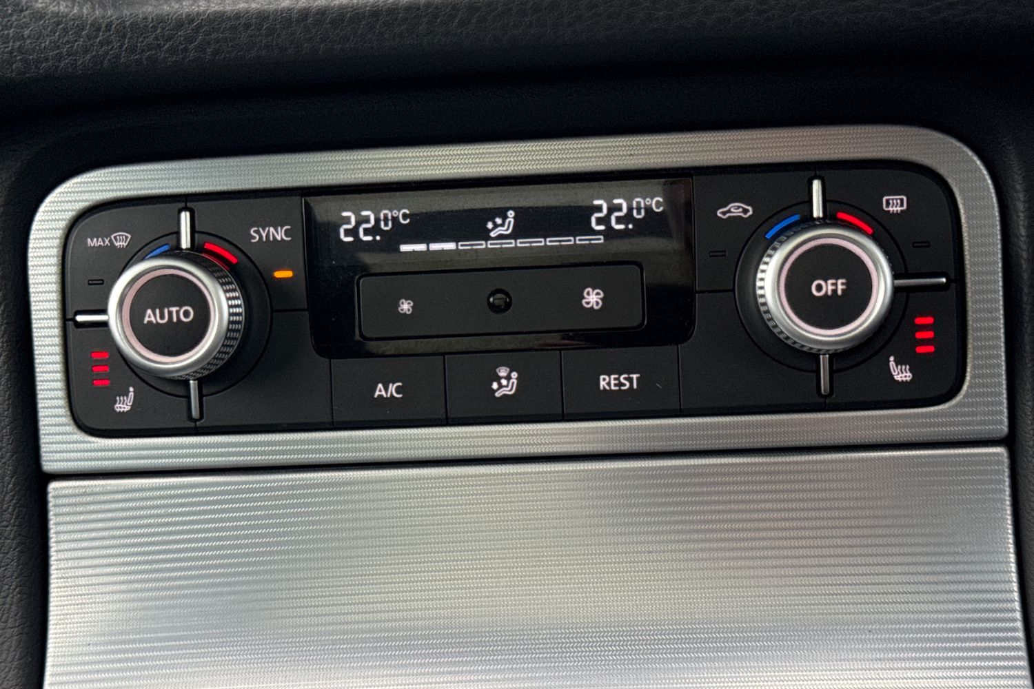 Used Volkswagen Touareg 2016 for sale - 76460945: Photo 21