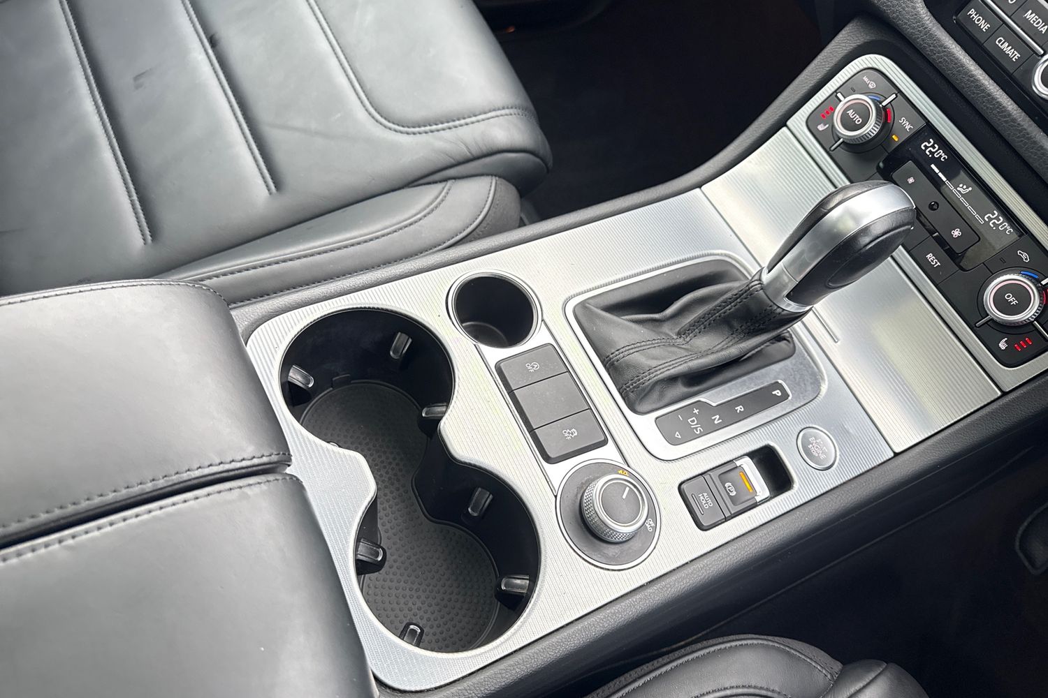 Used Volkswagen Touareg 2016 for sale - 76460945: Photo 23