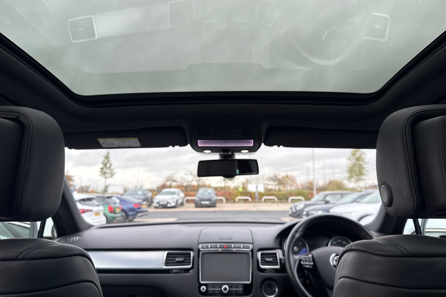 Used Volkswagen Touareg 2016 for sale - 76460945: Photo 31