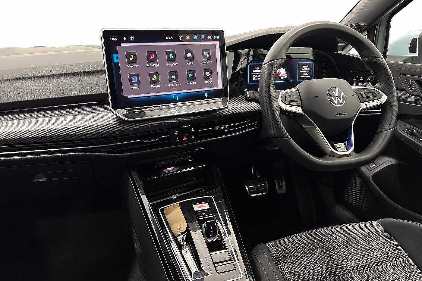 Used Volkswagen Golf 2025 for sale - 77666225: Photo 2