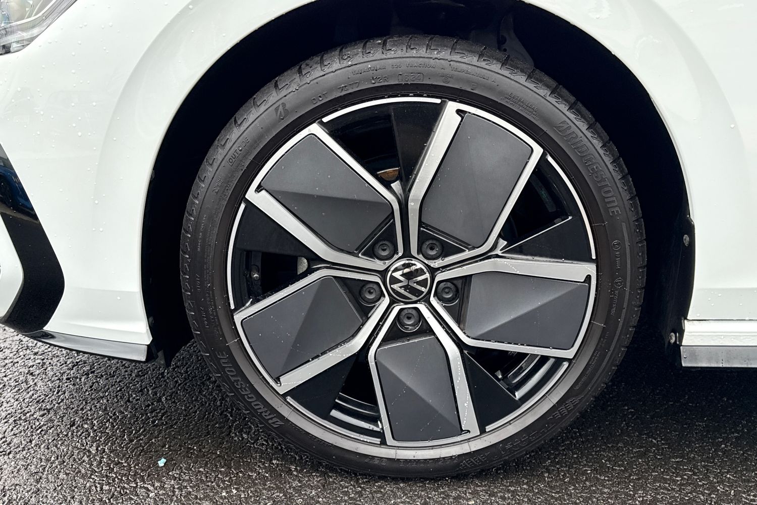 Used Volkswagen Golf 2024 for sale - 77500897: Photo 12