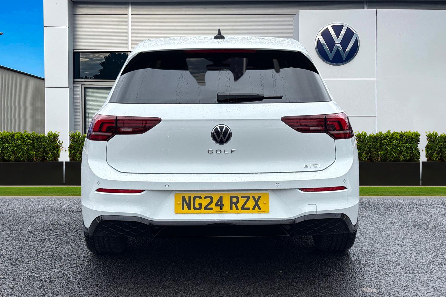 Used Volkswagen Golf 2024 for sale - 77500897: Photo 4