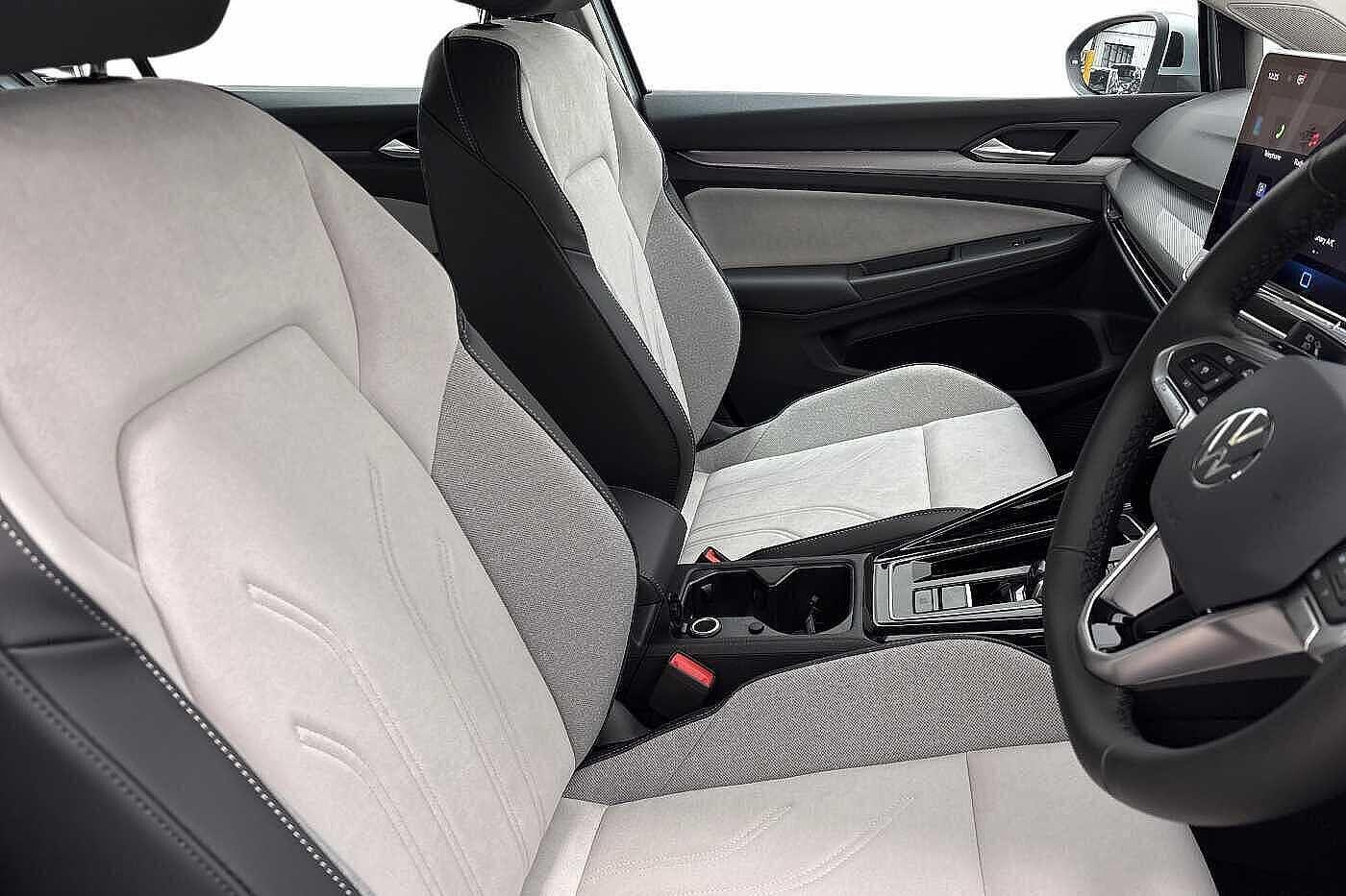 Used Volkswagen Golf 2025 for sale - 77666317: Photo 10