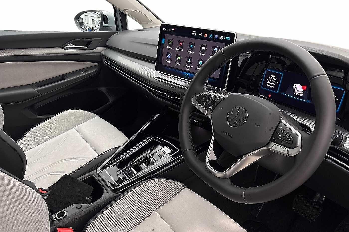 Used Volkswagen Golf 2025 for sale - 77666317: Photo 6