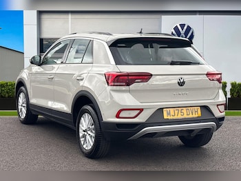 Used Volkswagen T-Roc 2025 for sale - 78659494: Photo