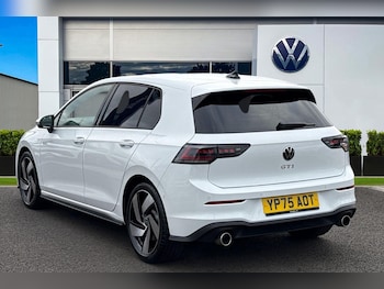 Used Volkswagen Golf 2025 for sale - 77382634: Photo