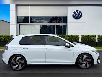 Used Volkswagen Golf 2025 for sale - 77382634: Photo