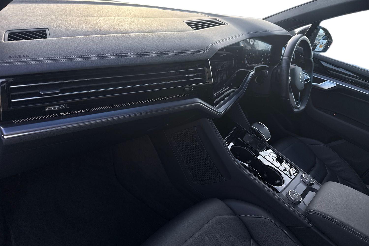 Used Volkswagen Touareg 2023 for sale - 77368391: Photo 15