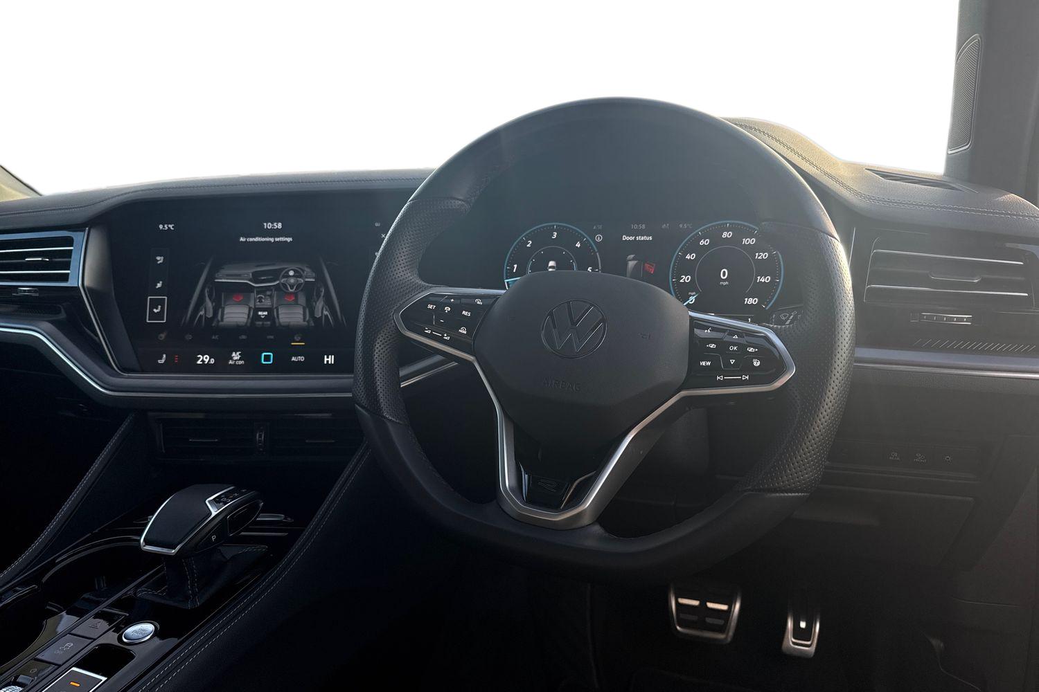 Used Volkswagen Touareg 2023 for sale - 77368391: Photo 18