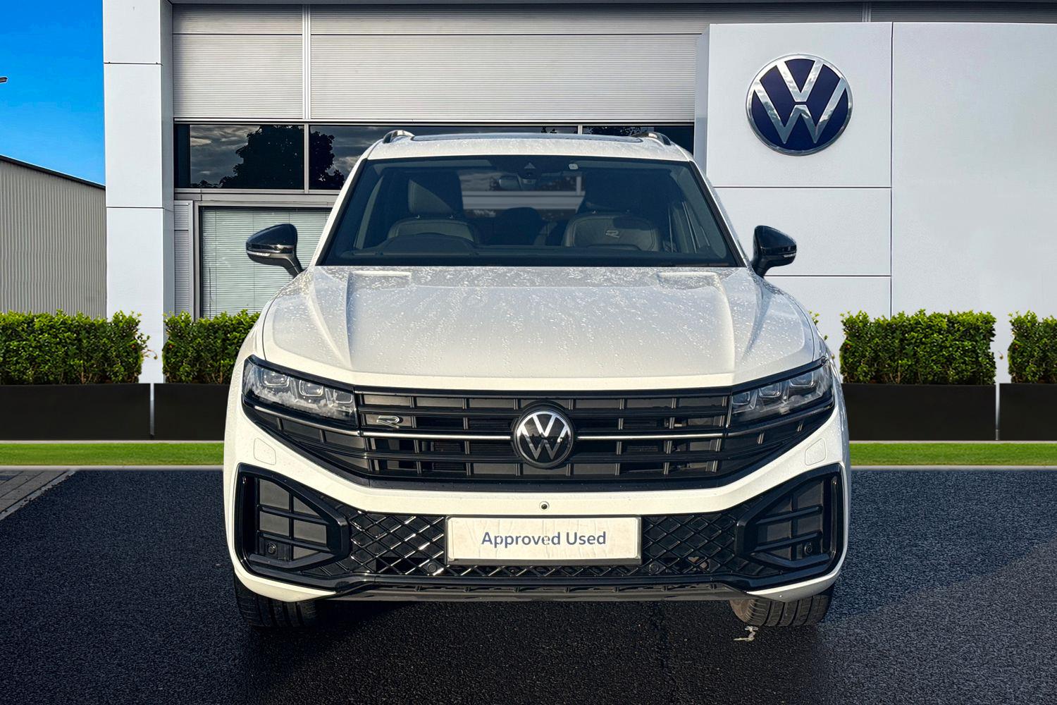 Used Volkswagen Touareg 2023 for sale - 77368391: Photo 6