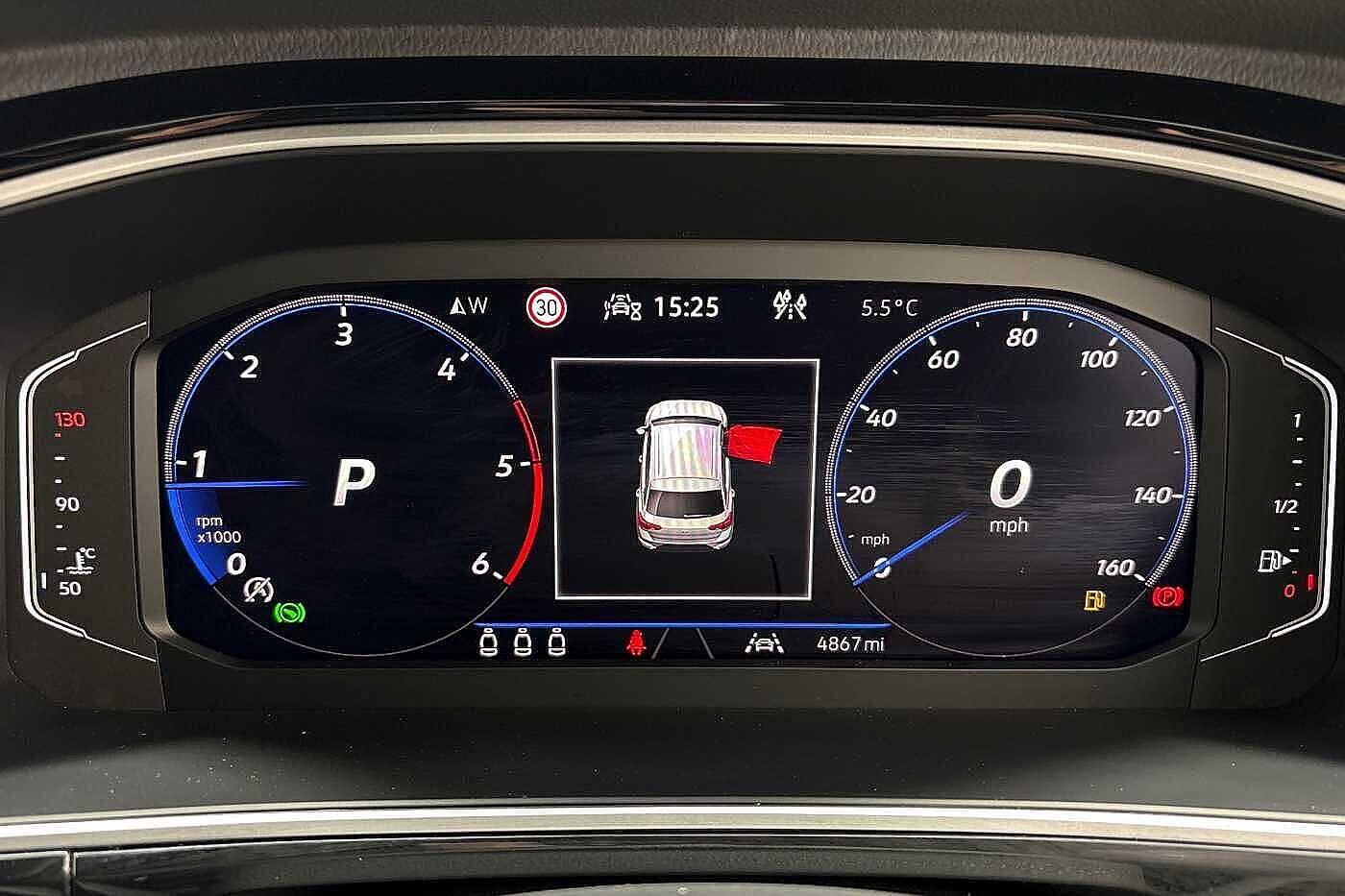 Used Volkswagen T-Roc 2025 for sale - 77436000: Photo 11