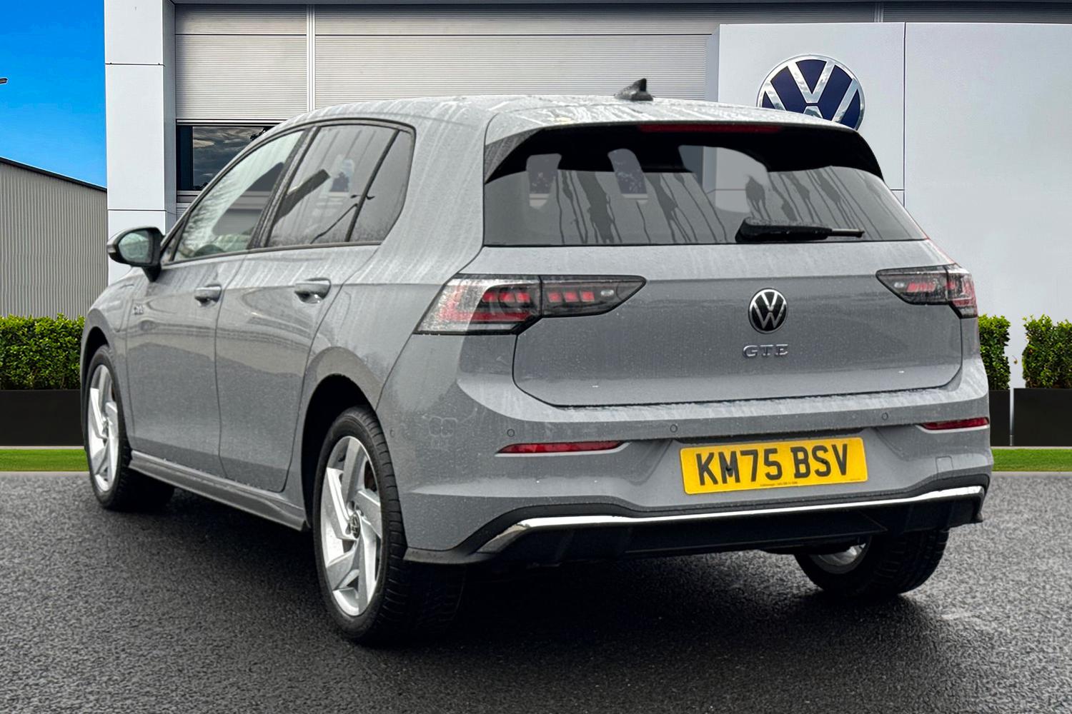 Used Volkswagen Golf 2025 for sale - 77368642: Photo 2