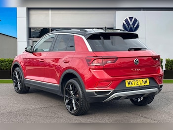Used Volkswagen T-Roc 2023 for sale - 76148867: Photo 2
