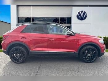 Used Volkswagen T-Roc 2023 for sale - 76148867: Photo 3