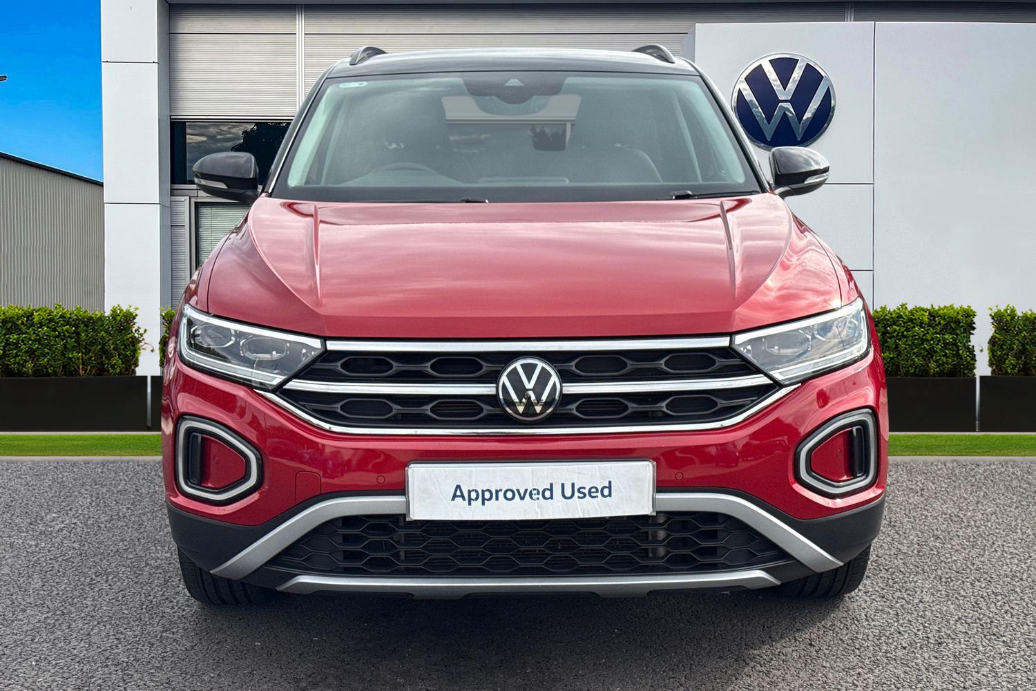 Used Volkswagen T-Roc 2023 for sale - 76148867: Photo 6