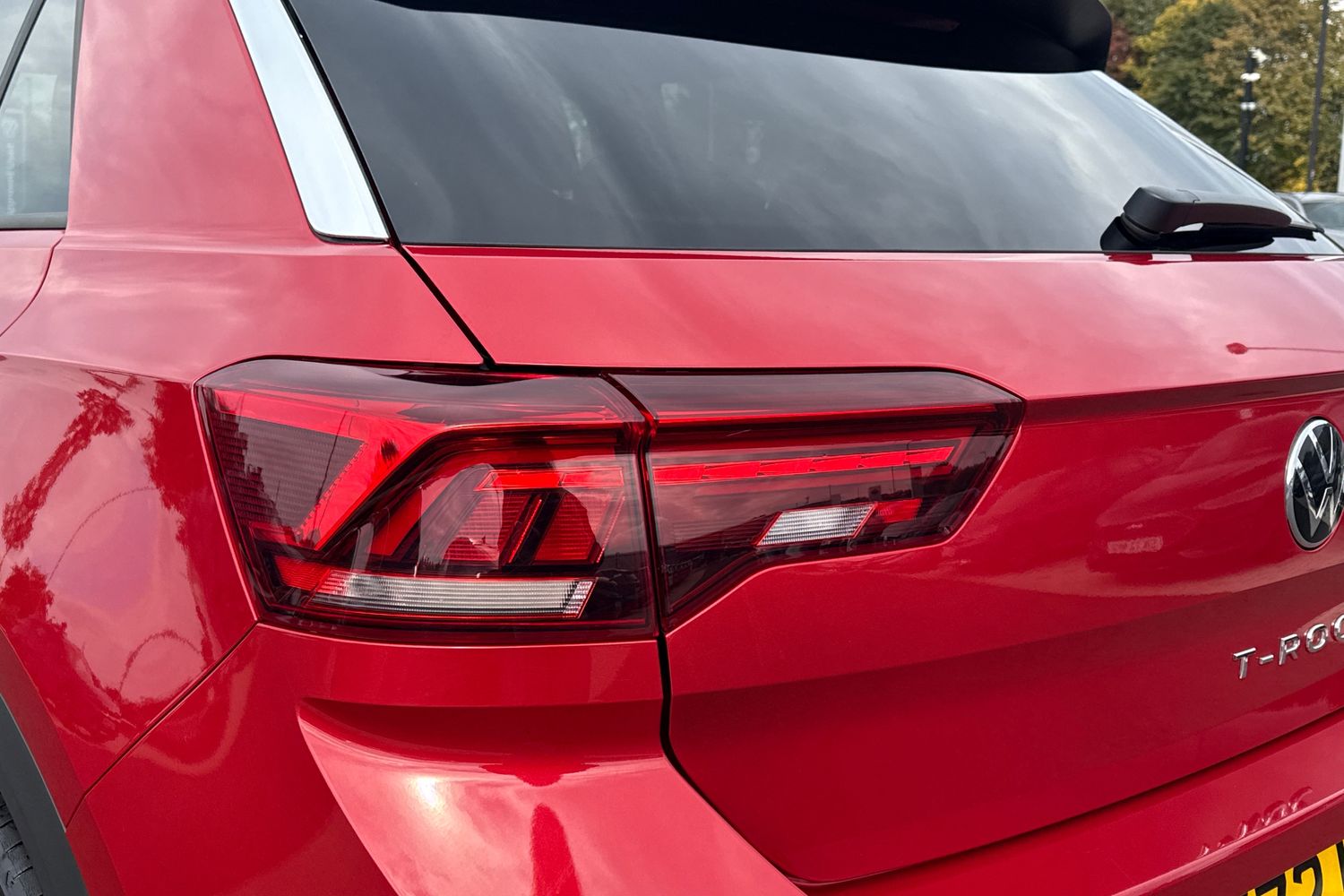 Used Volkswagen T-Roc 2023 for sale - 76148867: Photo 8