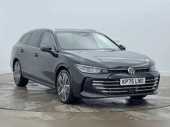 Used Volkswagen Passat 2025 for sale - 77340859: Photo