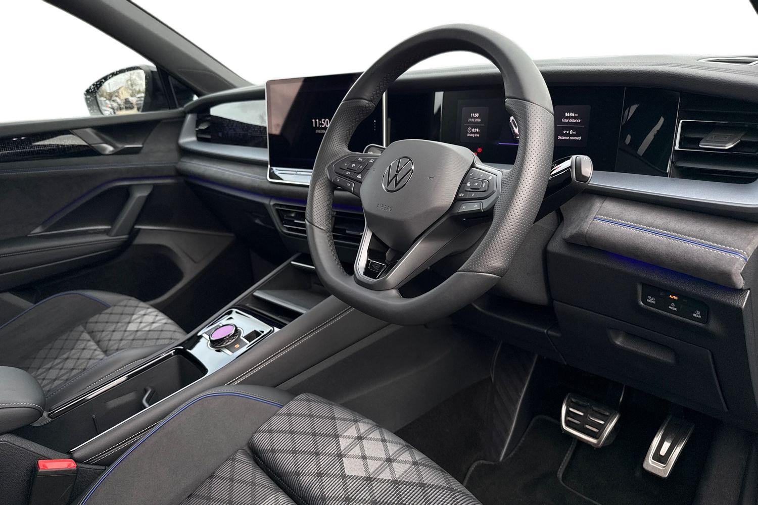 Used Volkswagen Touran 2025 for sale - 77700637: Photo 13