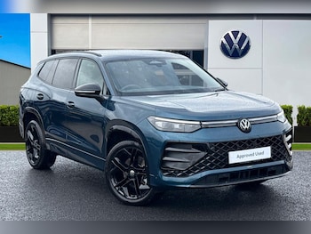 2025 - 1.5 TSI eHybrid 272 R-Line 5dr DSG6