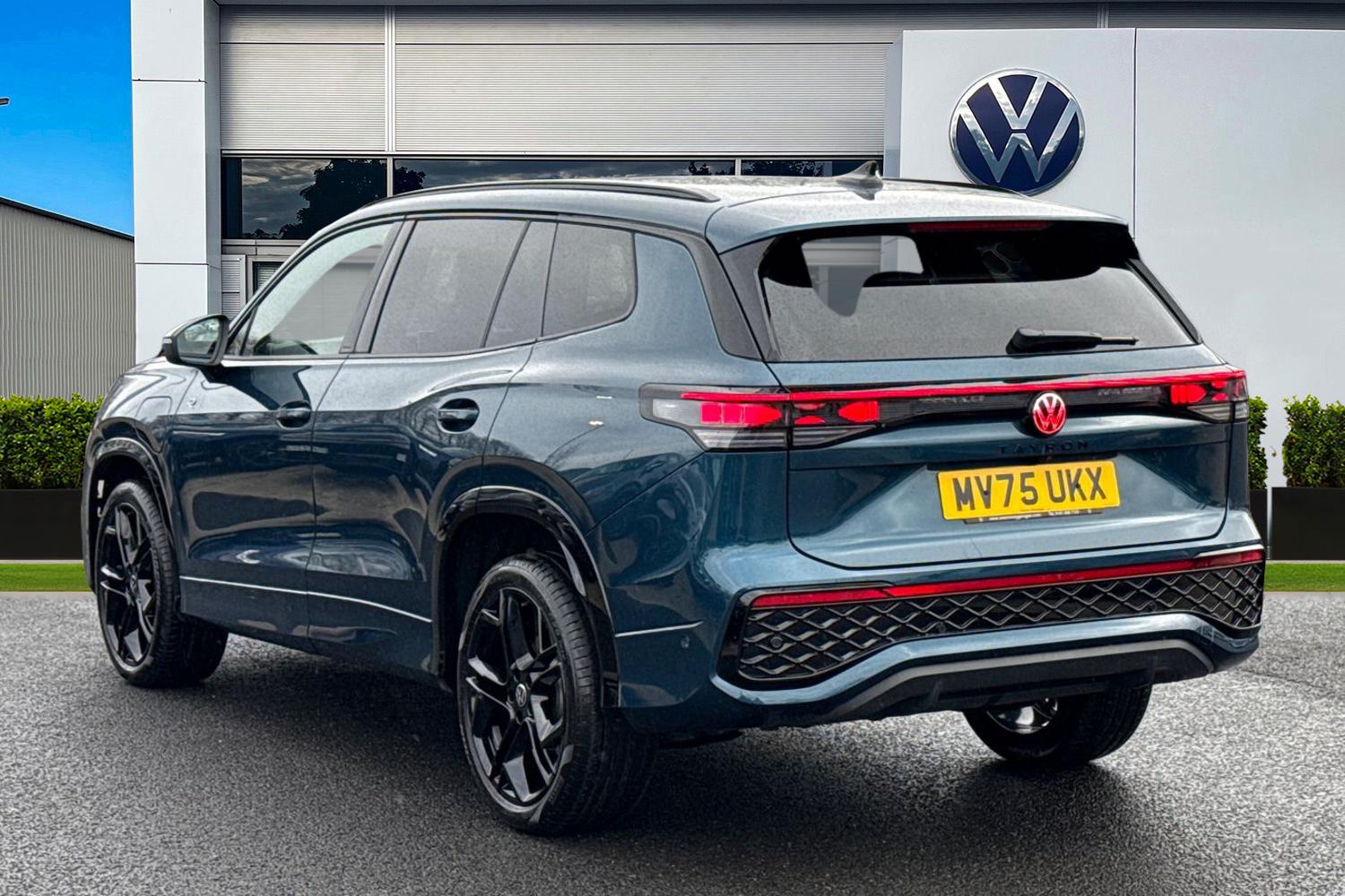 Used Volkswagen Touran 2025 for sale - 77700637: Photo 2