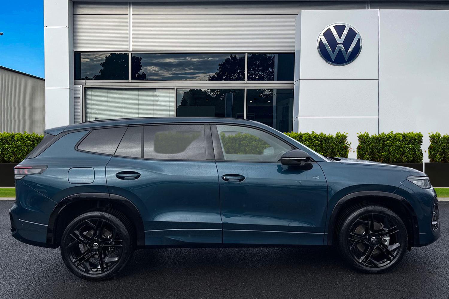 Used Volkswagen Touran 2025 for sale - 77700637: Photo 3