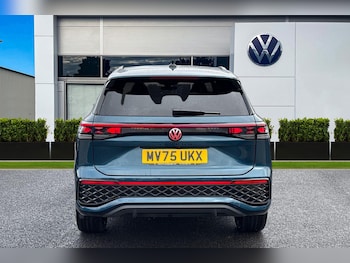 Used Volkswagen Touran 2025 for sale - 77700637: Photo