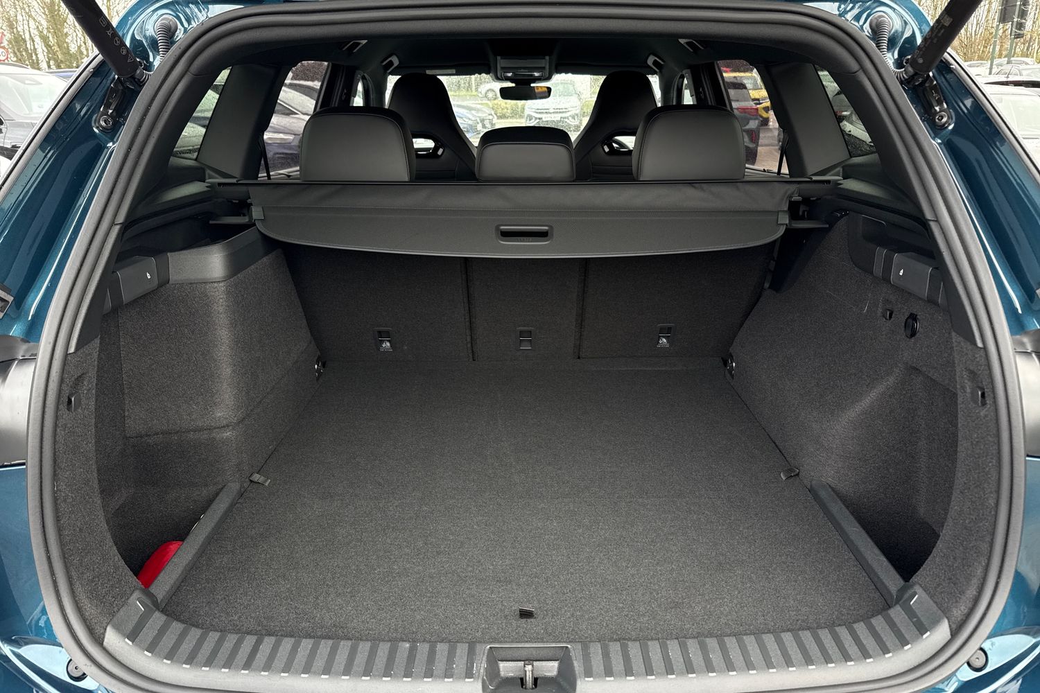 Used Volkswagen Touran 2025 for sale - 77700637: Photo 6