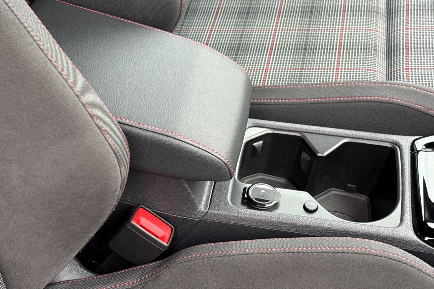 Used Volkswagen Golf 2025 for sale - 77072022: Photo 34