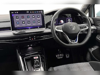 Used Volkswagen Golf 2025 for sale - 78852327: Photo