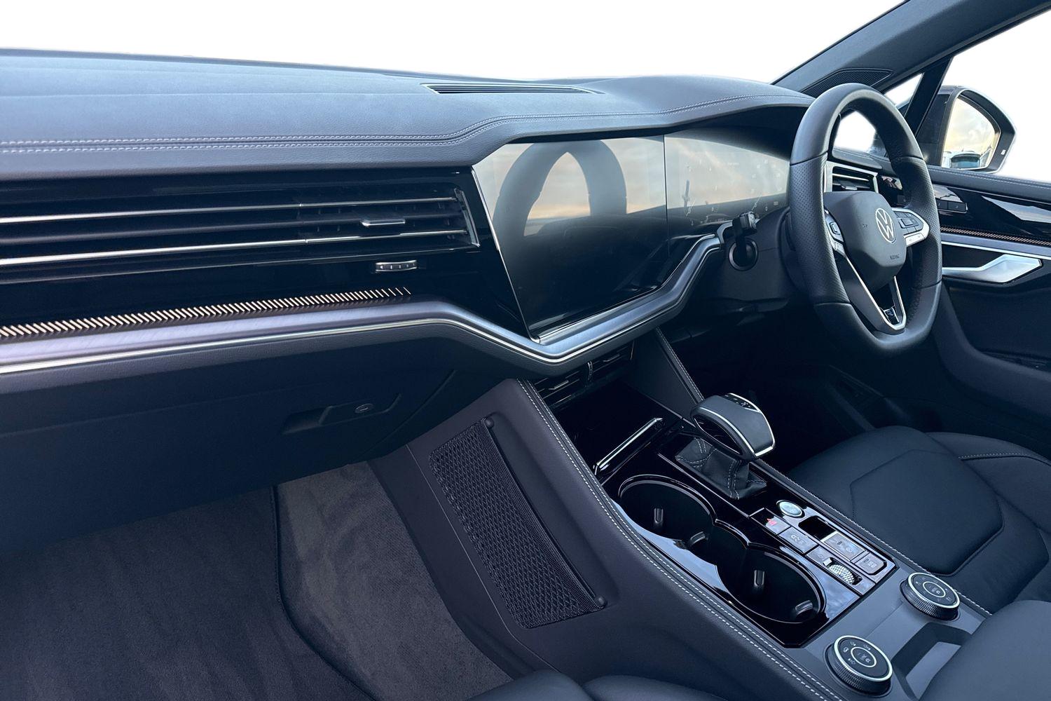 Used Volkswagen Touareg 2025 for sale - 76789723: Photo 15