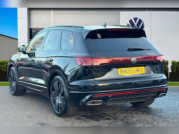 Used Volkswagen Touareg 2025 for sale - 76789723: Photo