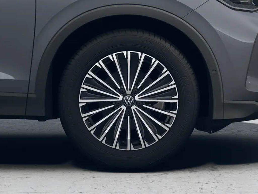 Used Volkswagen Tiguan 2026 for sale - 77570987: Photo 8