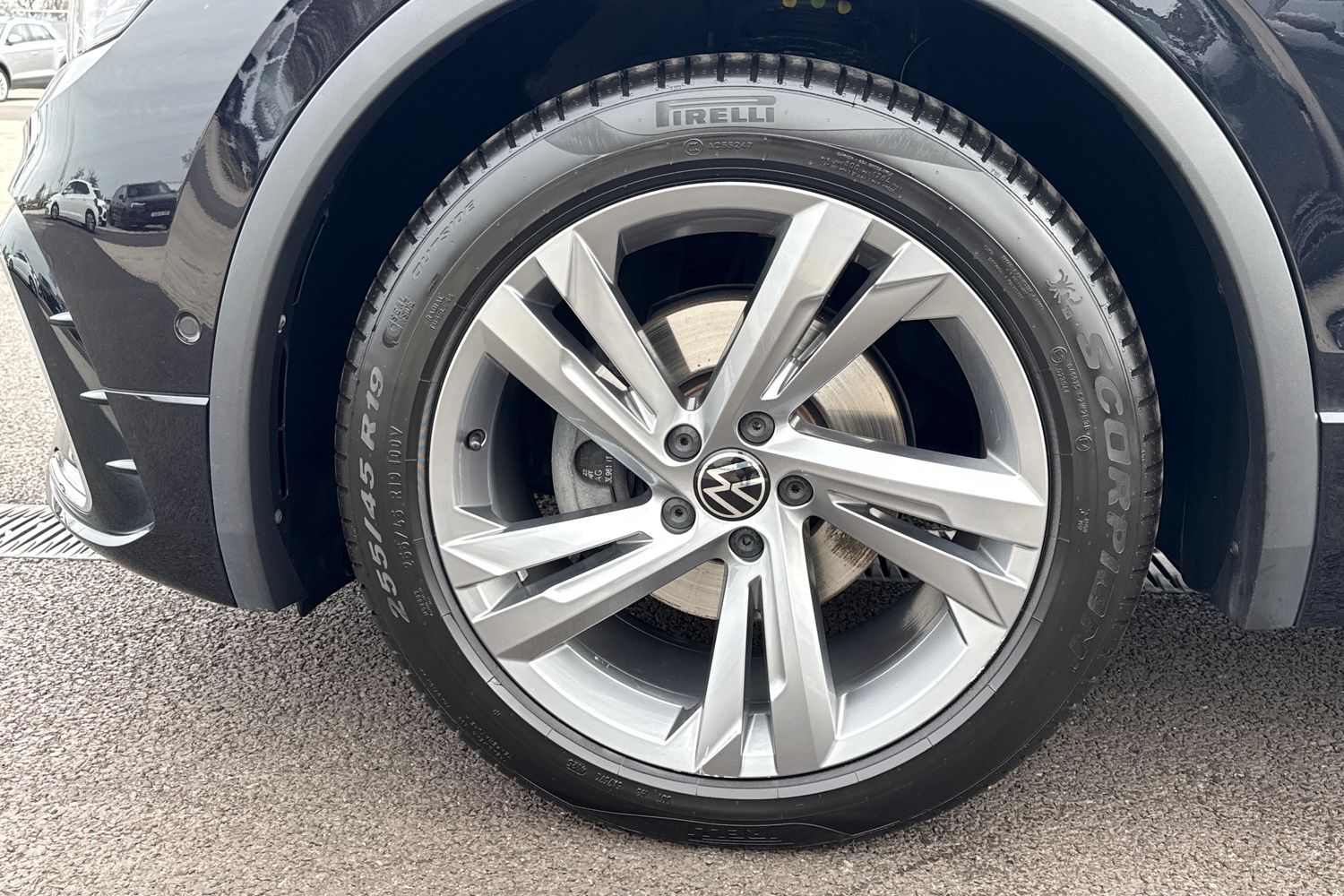 Used Volkswagen Tiguan 2023 for sale - 77989576: Photo 11