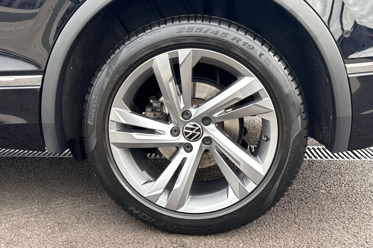 Used Volkswagen Tiguan 2023 for sale - 77989576: Photo 12