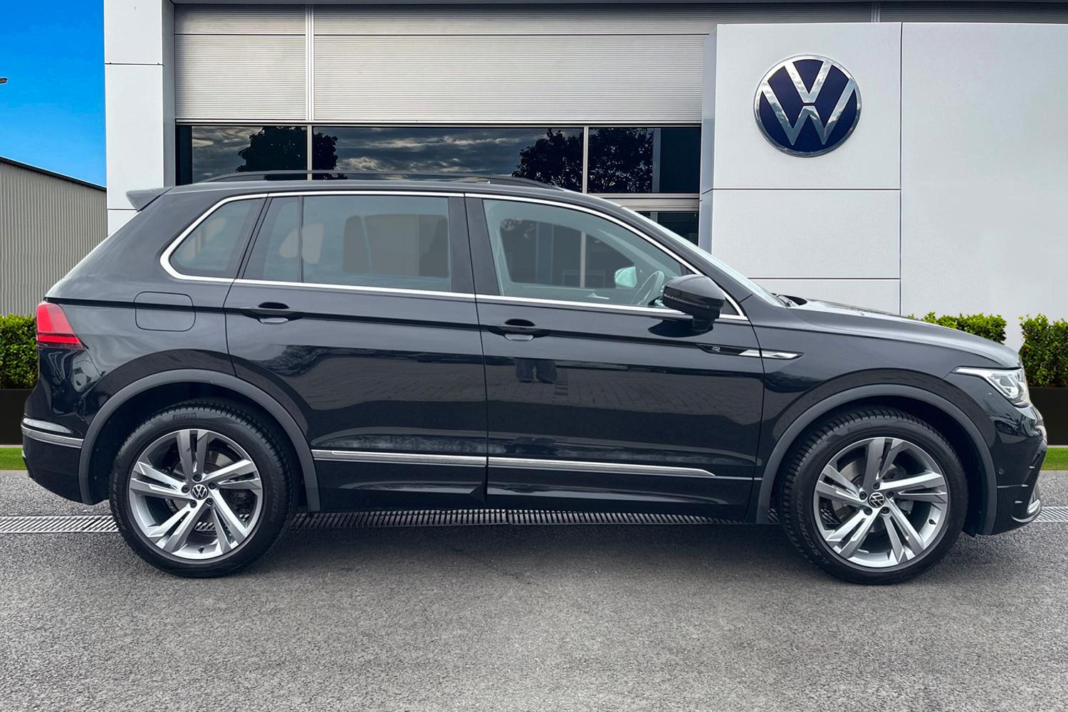 Used Volkswagen Tiguan 2023 for sale - 77989576: Photo 3