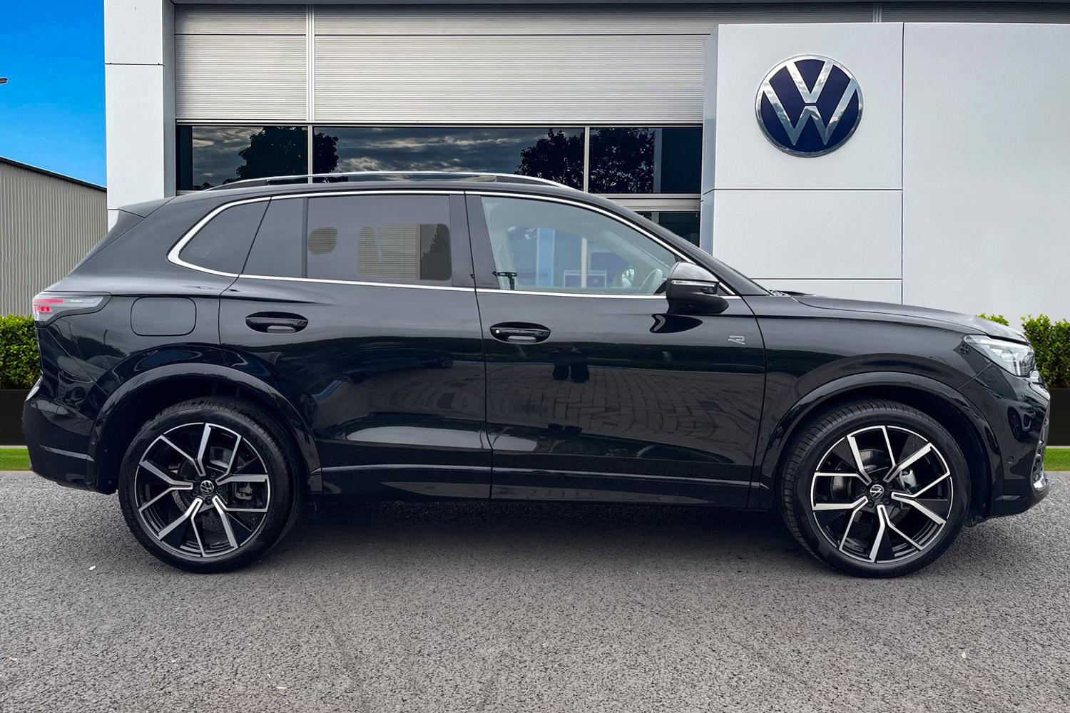 Used Volkswagen Tiguan 2025 for sale - 76257102: Photo 3