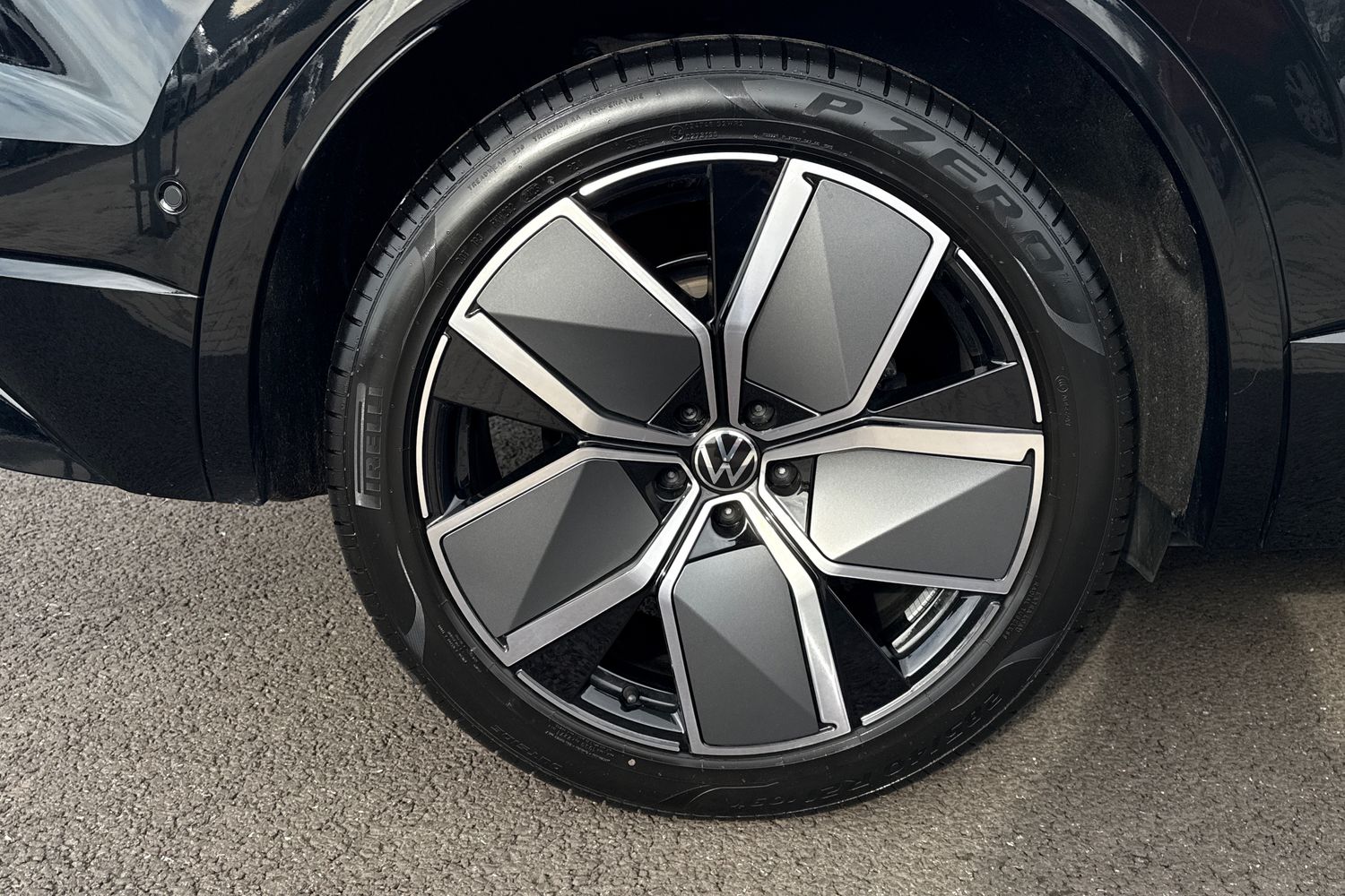 Used Volkswagen Touareg 2025 for sale - 77719234: Photo 10