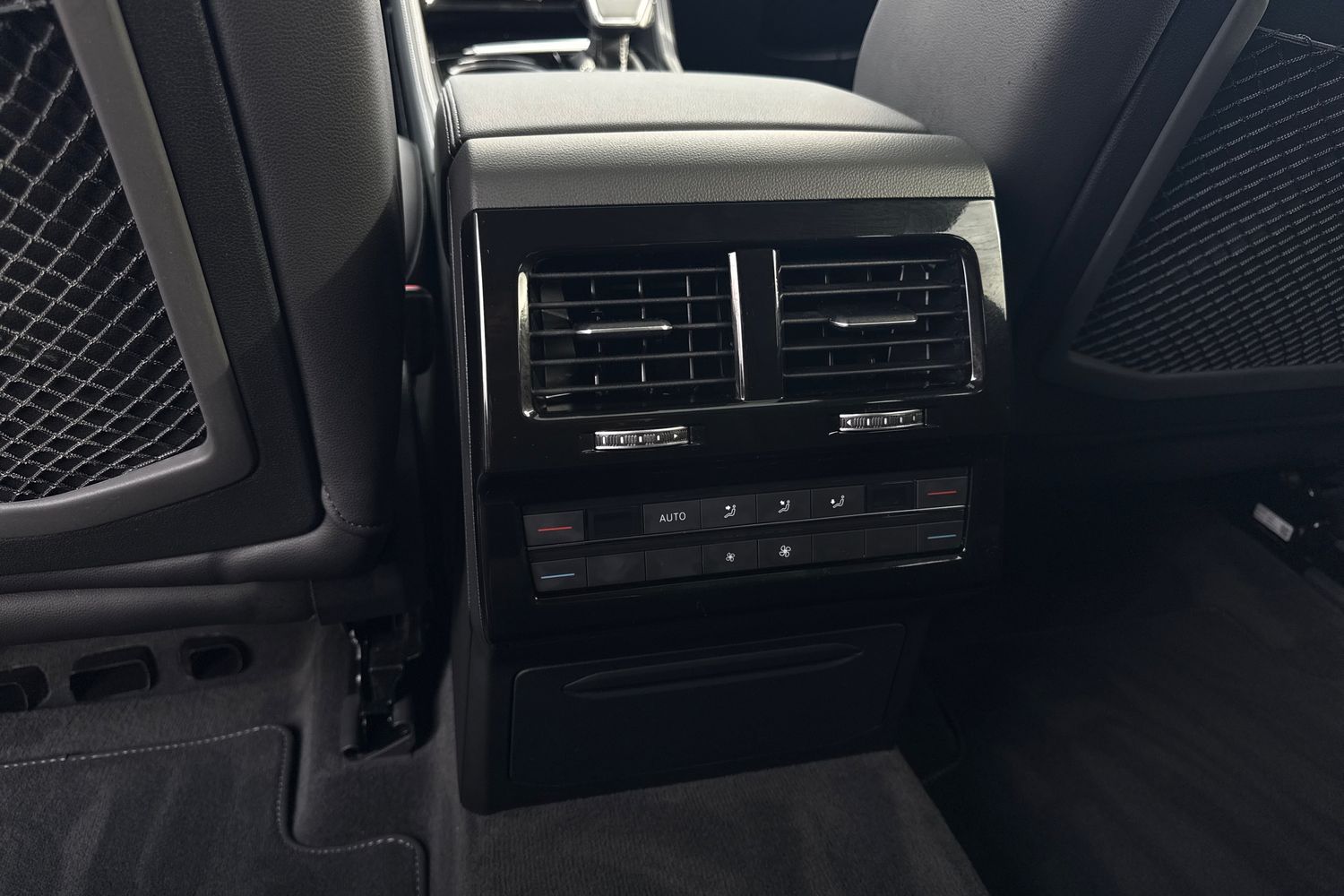 Used Volkswagen Touareg 2025 for sale - 77719234: Photo 31