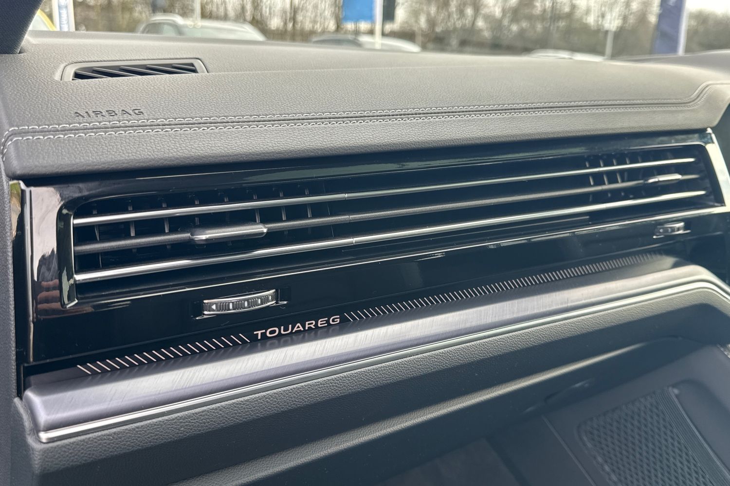 Used Volkswagen Touareg 2025 for sale - 77719234: Photo 34