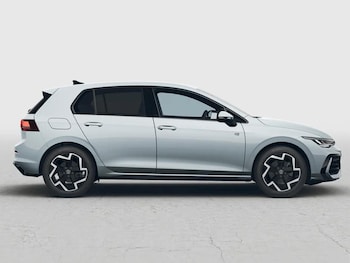 Used Volkswagen Golf 2025 for sale - 75250541: Photo