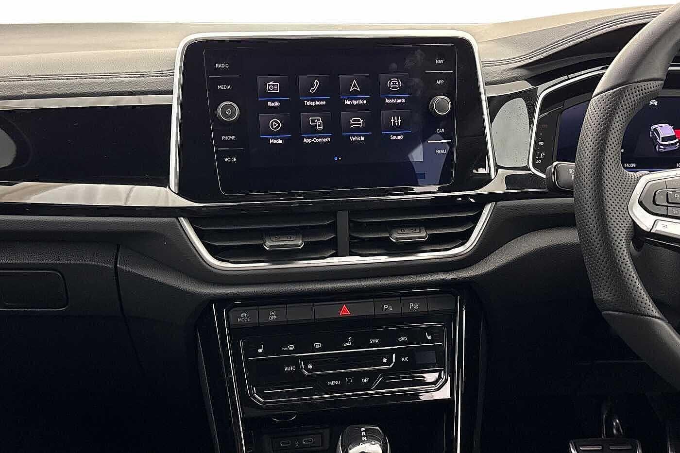 Used Volkswagen T-Roc 2025 for sale - 77593609: Photo 12