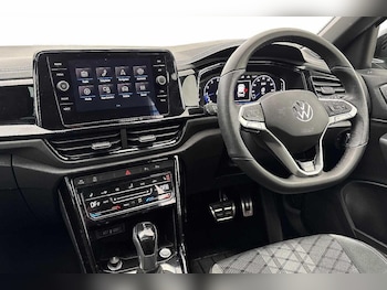 Used Volkswagen T-Roc 2025 for sale - 78641674: Photo