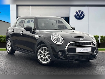Used MINI Hatch 2020 for sale - 76453533: Photo
