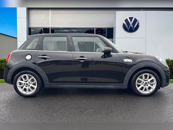 Used MINI Hatch 2020 for sale - 76453533: Photo