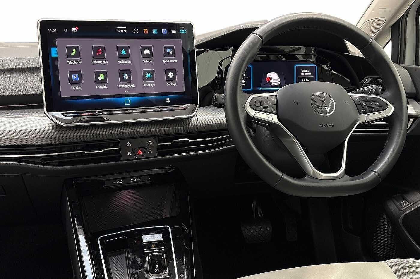 Used Volkswagen Golf 2025 for sale - 76495061: Photo 2