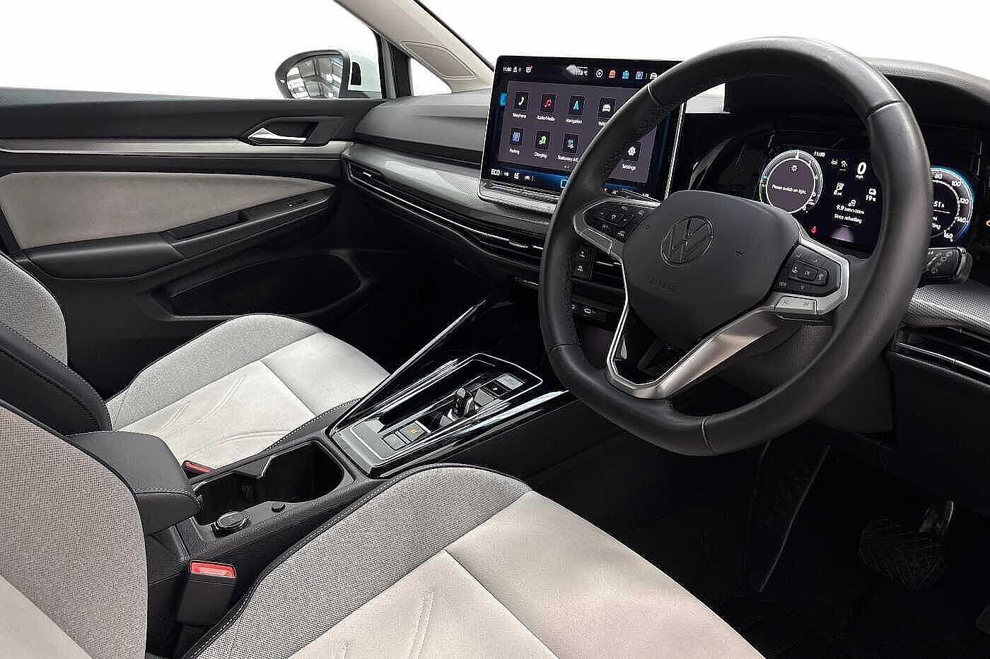 Used Volkswagen Golf 2025 for sale - 76495061: Photo 6