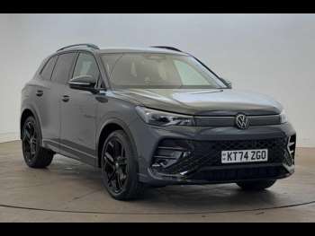 2025 - 1.5 eTSI 150 R-Line 5dr DSG **BLACK STYLE PACK, INFO PACK, DRIVER PACK**